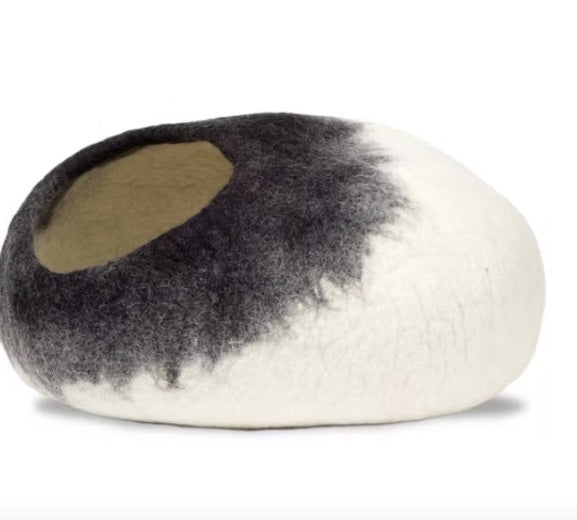 Beautifully felted by hand for cats and small dogs.