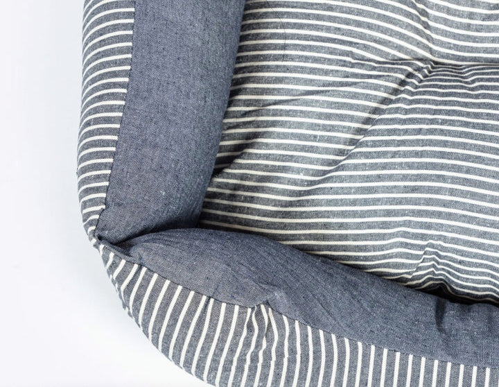 Dog bed made from cool cotton
