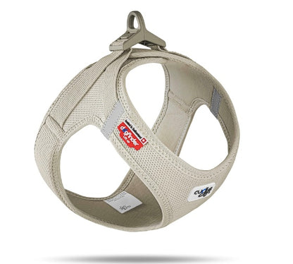 The Curli Vest Harness is lightweight, comfortable and keeps your dog cool in hot weather.