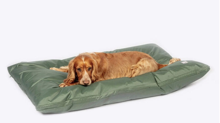 Danish Design Duvet Country Green- Waterproof dog bed