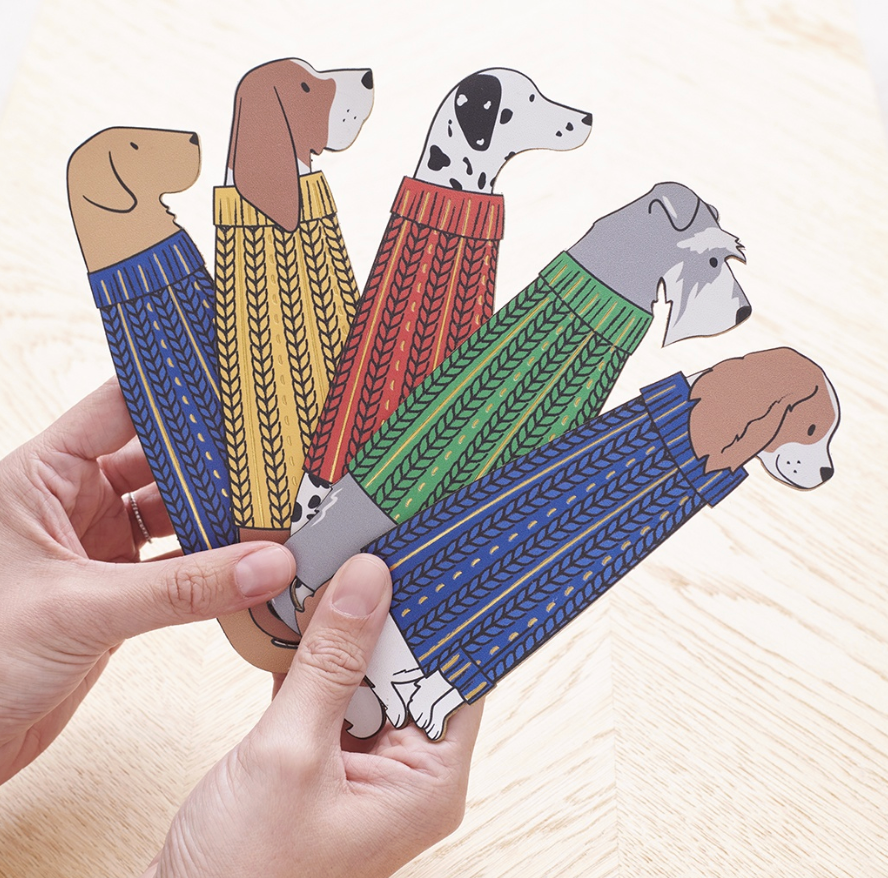 Bookmarks shaped as dogs